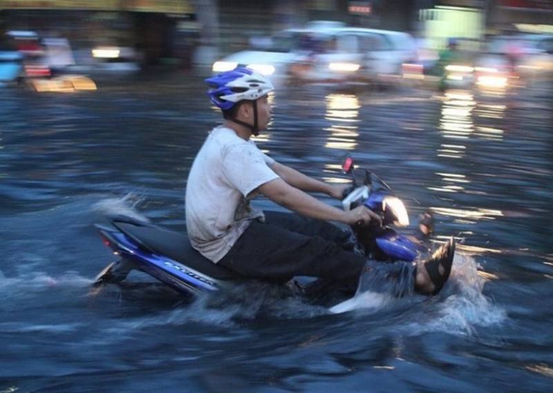 Mơ thấy xe máy bị ngập nước